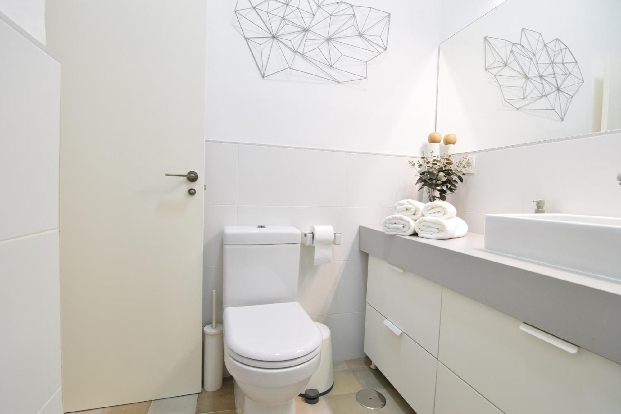Apartamento Atarazanas Malaga Centro Historico Екстериор снимка