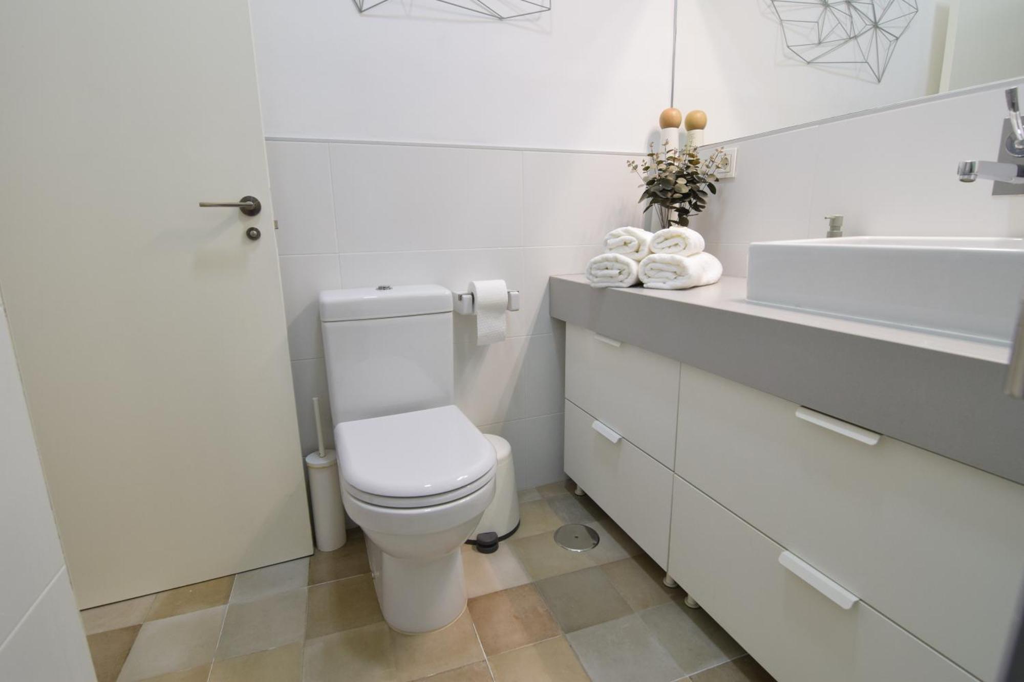 Apartamento Atarazanas Malaga Centro Historico Екстериор снимка