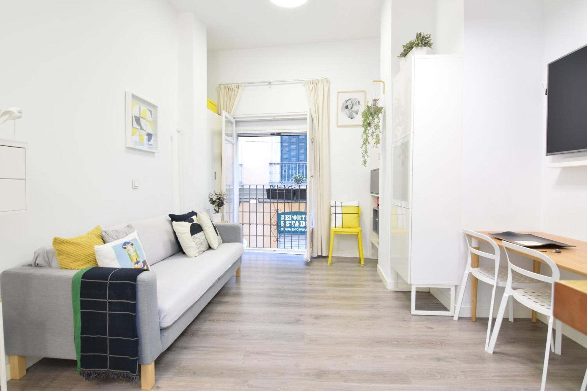 Apartamento Atarazanas Malaga Centro Historico Екстериор снимка